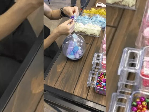 【４】膨らませたバルーンをリボンや造花で装飾します